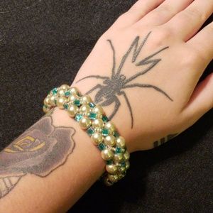 Pearl Beaded Bracelet